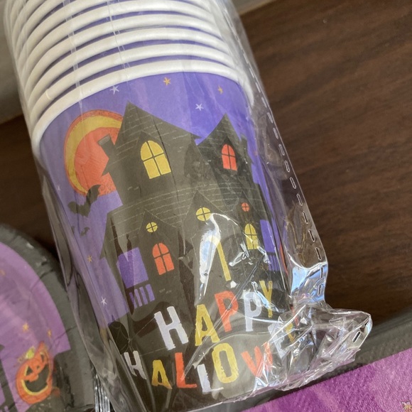Halloween party paper plates, napkin , paper cups set - set In 10 - Picture 4 of 6